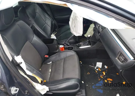 2015 Toyota Corolla S Plus z USA, uszkodzony, nr VIN 5YFBURHE2FP275241